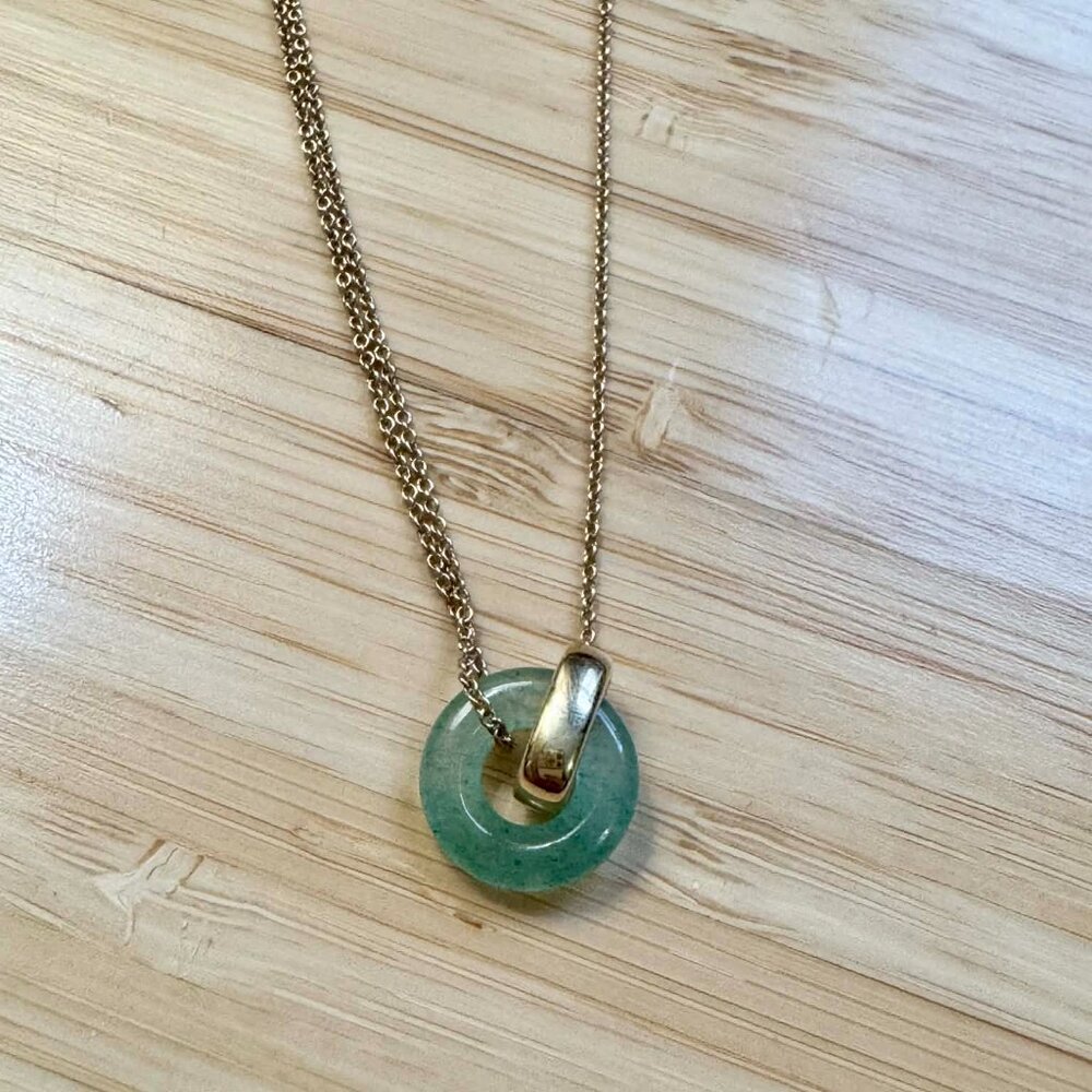 Mejuri 14K Gold Linked Green Aventurine Necklace – Adjustable 16–18” - Like New - Picture 6 of 7